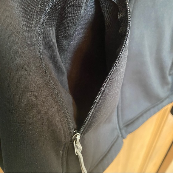 The North Face Jacket - Picture 5 of 7